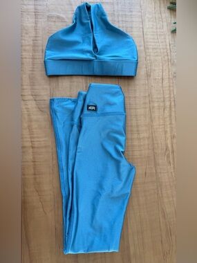 Tiger Friday Kids Athletic Matching Set - Teal Blue/ green sports bra & Leggings